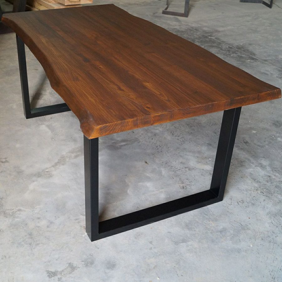 Tavolo legno massello rustico gambe in ferro