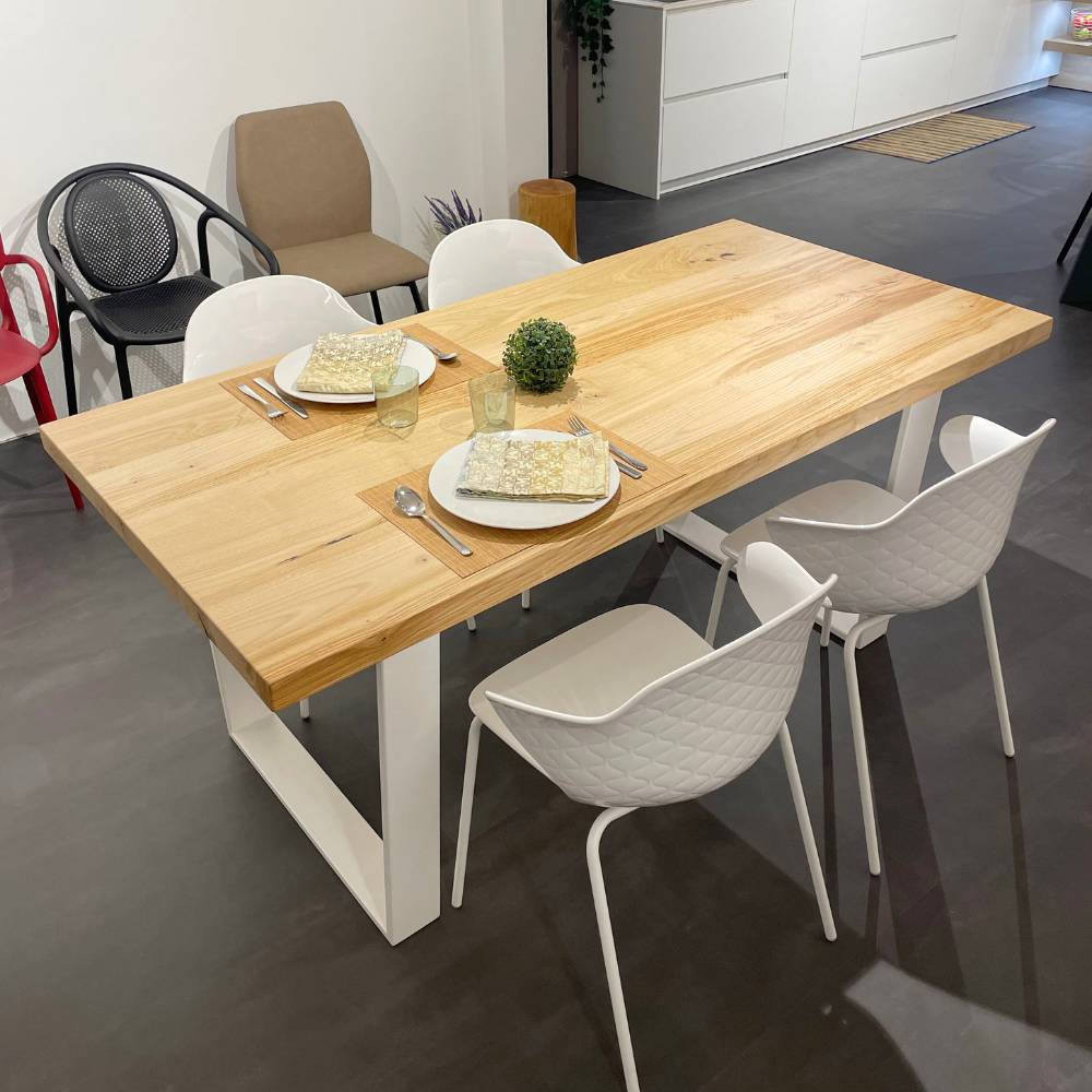 tavolo castagno massello trapezio simply