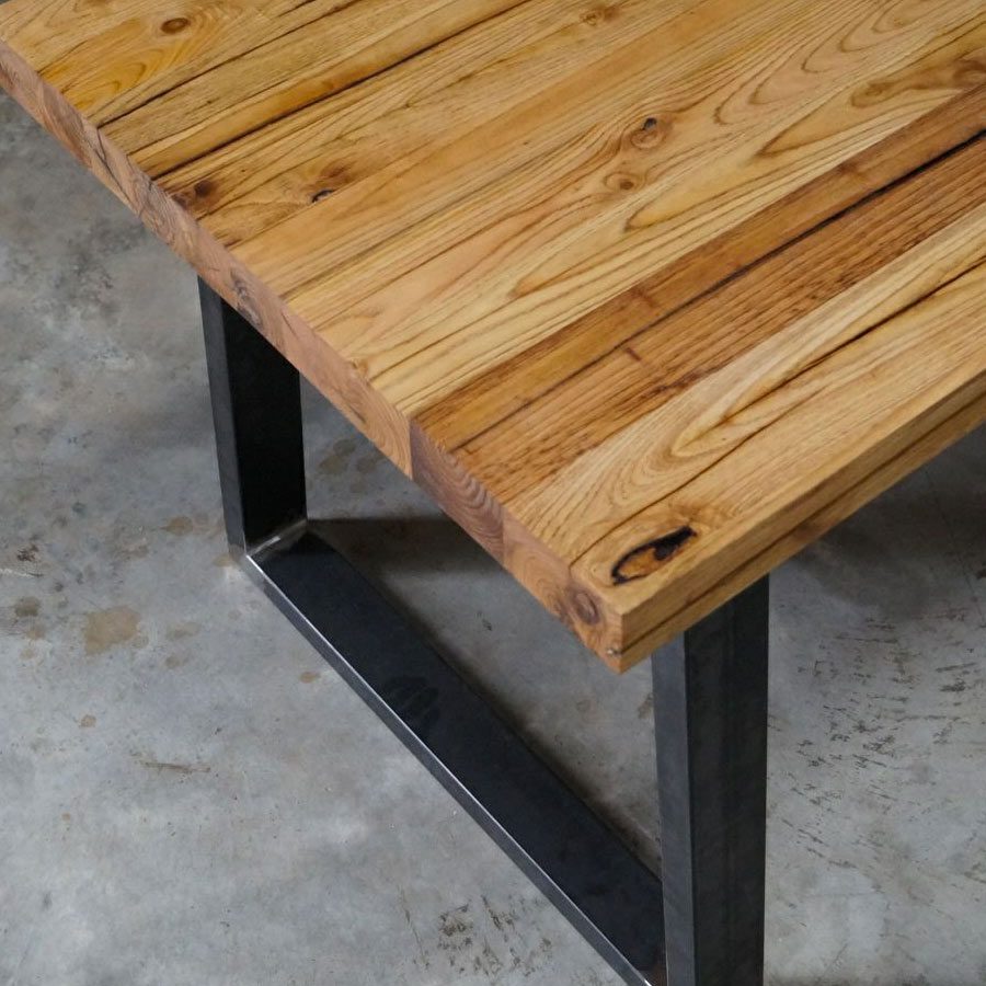 Tavolo industriale in legno massello