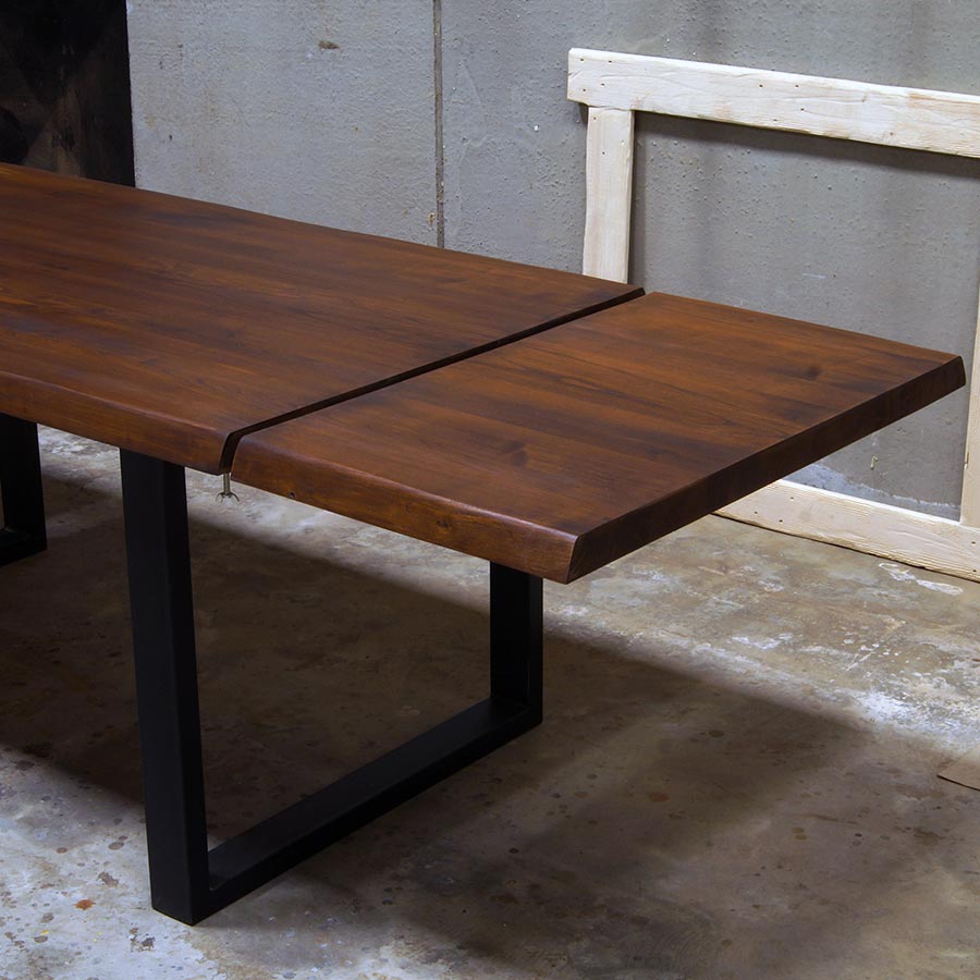 Tavolo allungabile in legno massello