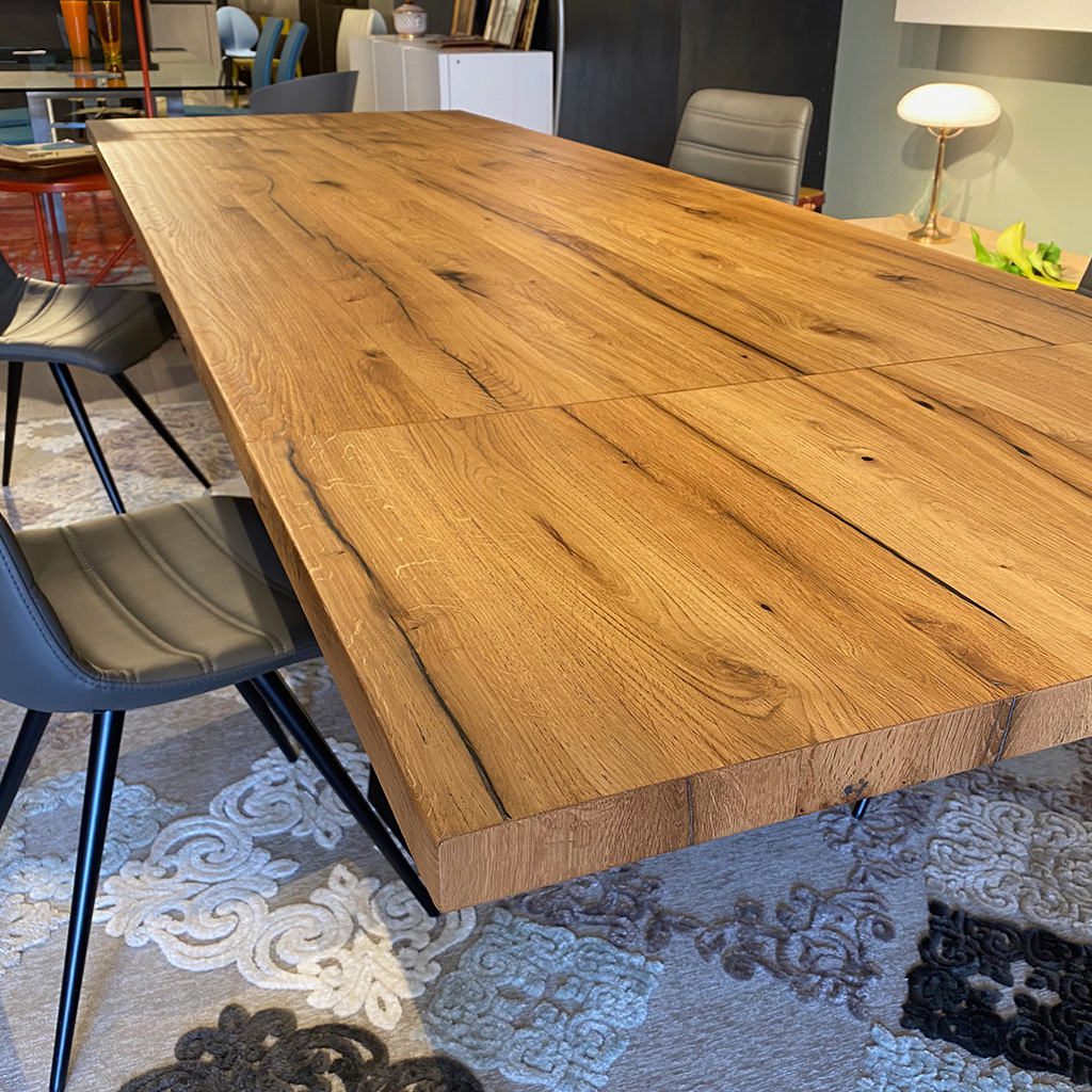 Tavolo legno tranciato rovere allungabile e basamento in ferro - immagine 3