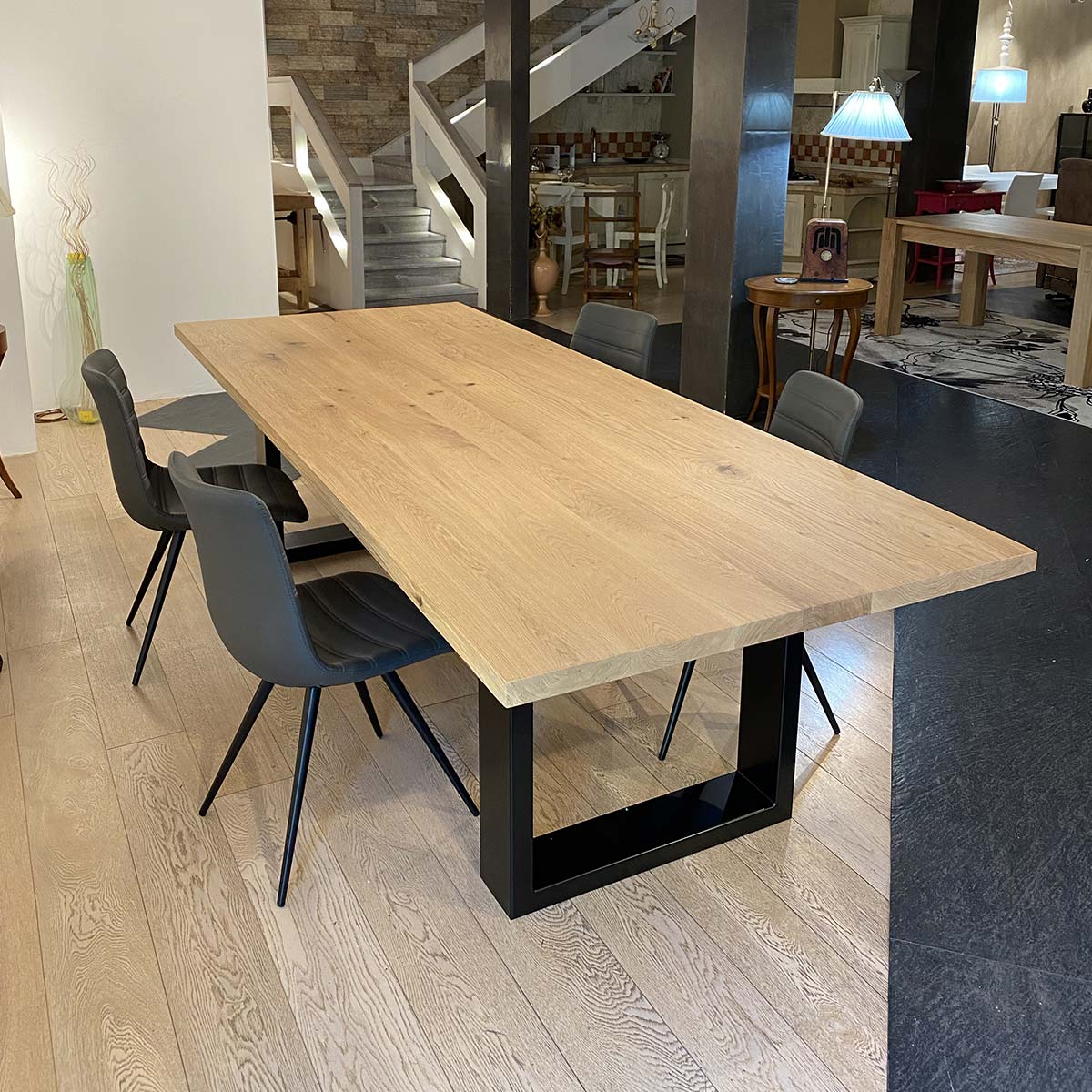 Tavolo riunioni in legno massello di rovere artigianale modello Impero - immagine 4