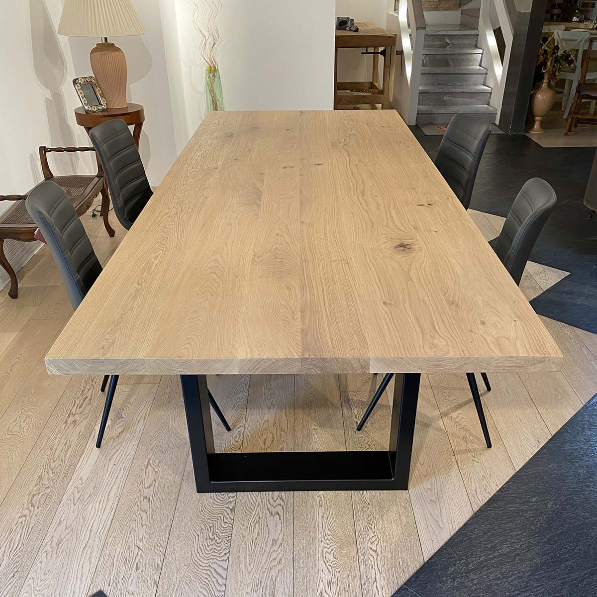 Tavolo riunioni in legno massello di rovere artigianale modello Impero - immagine 2