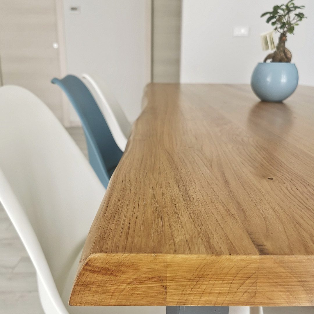 Tavolo in legno massello e gambe in ferro - Christofer - immagine 4