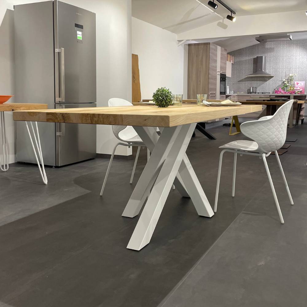 tavolo castagno massello domino