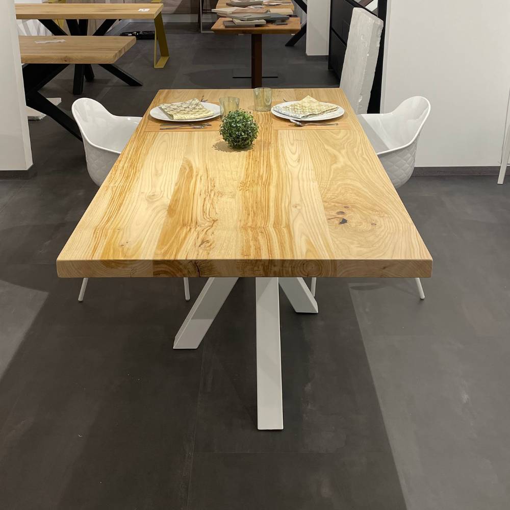 tavolo castagno massello domino